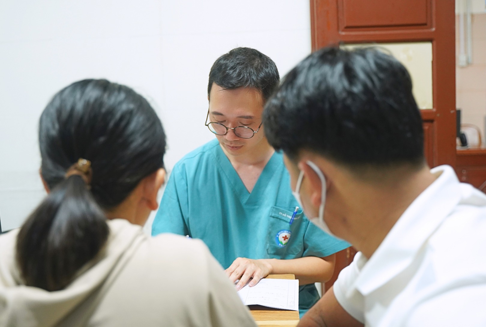 thac-si-bac-si-vuong-vu-viet-ha-2