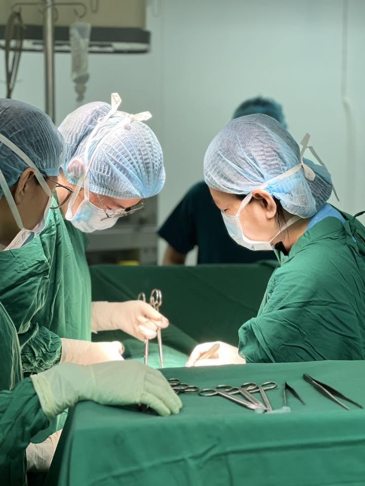 bscki-son-thi-lam-thuy-1